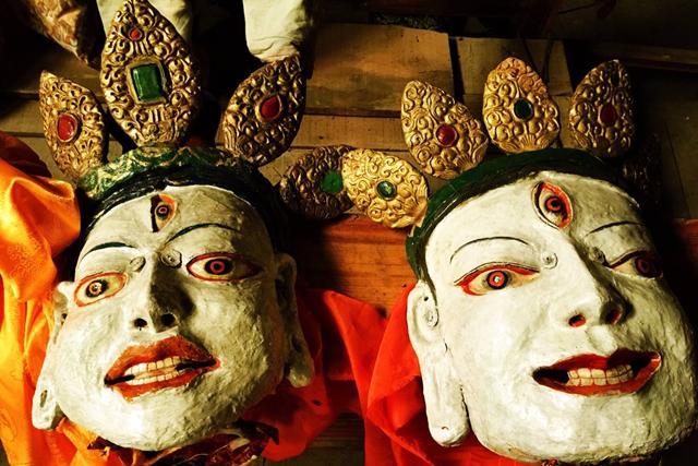 藏戏的主要特色（民族风味浓郁的藏戏）(3)