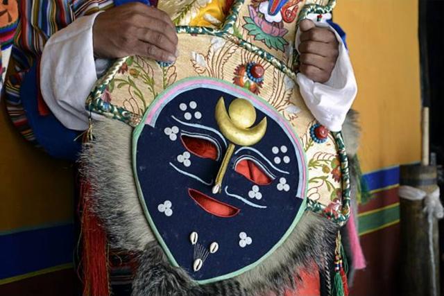 藏戏的主要特色（民族风味浓郁的藏戏）(8)