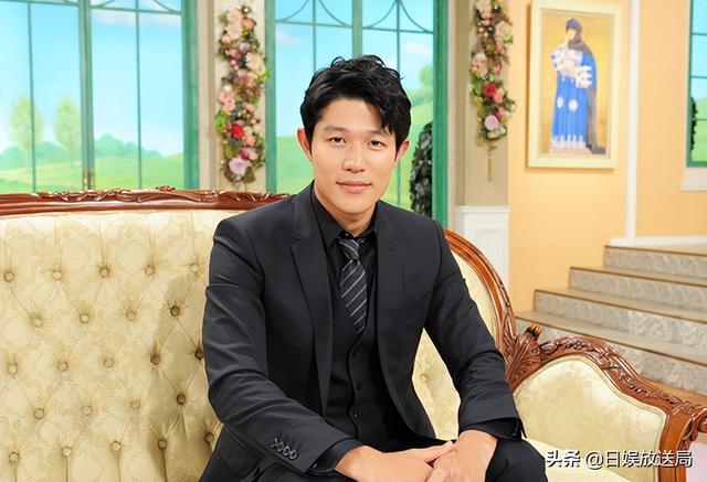 日本目前最受欢迎的男明星（日本网友最爱的10位已过而立之年的帅气男演员）(25)