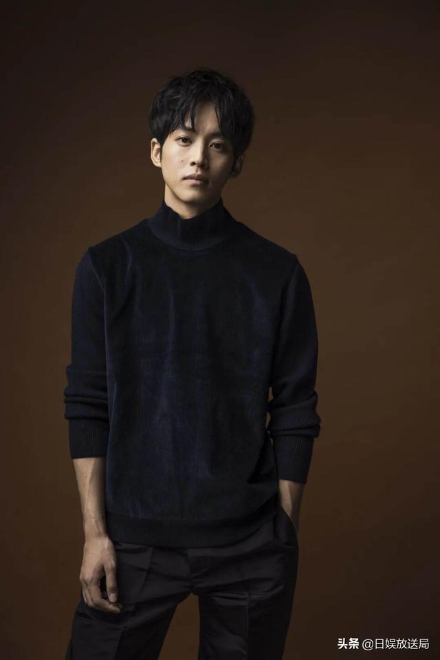 日本目前最受欢迎的男明星（日本网友最爱的10位已过而立之年的帅气男演员）(7)