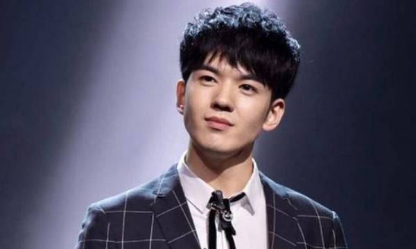 恶之花姚晨是什么意思,仝卓怼姚晨事件怎么回事图1