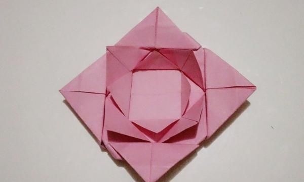 如何折玫瑰花，如何用百元大钞折玫瑰花？图62