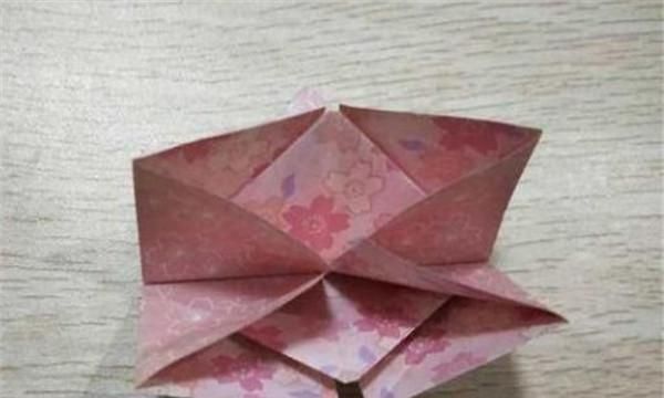 如何折玫瑰花，如何用百元大钞折玫瑰花？图26