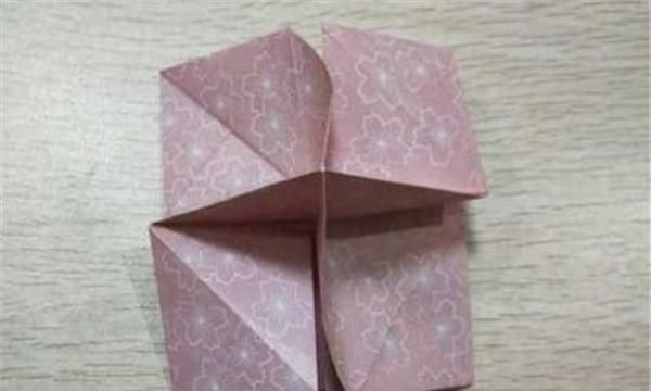 如何折玫瑰花，如何用百元大钞折玫瑰花？图30