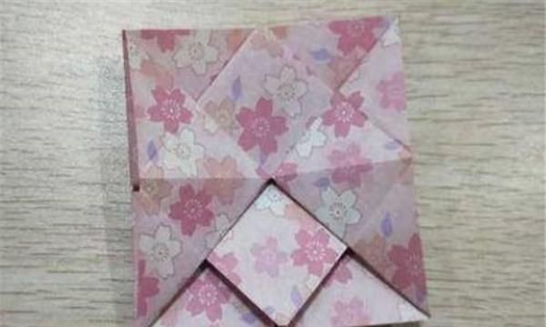 如何折玫瑰花，如何用百元大钞折玫瑰花？图27