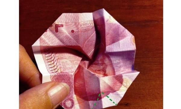 如何折玫瑰花，如何用百元大钞折玫瑰花？图42
