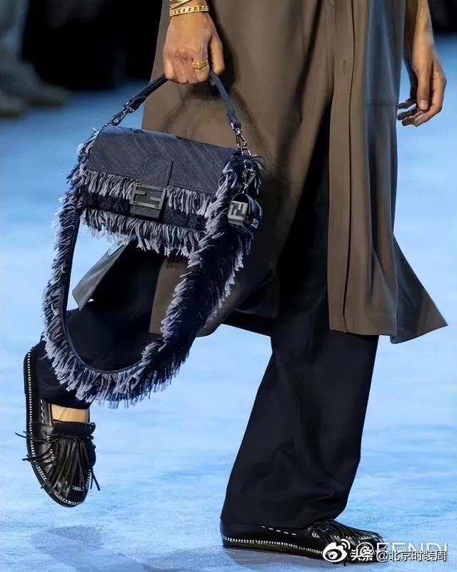 意大利米兰男装21年春夏时装秀（2023春夏米兰男装周）(25)
