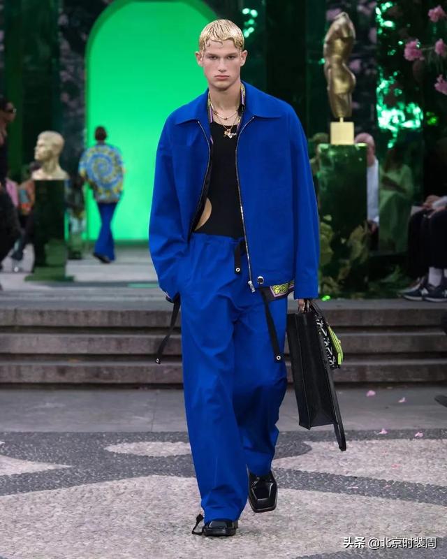 意大利米兰男装21年春夏时装秀（2023春夏米兰男装周）(35)