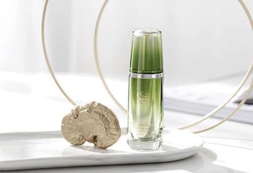 百雀羚幸亏放李佳琦鸽子（百雀羚幸亏放李佳琦鸽子）(7)