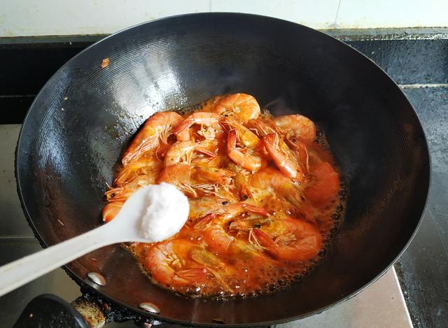 对虾怎么做最好吃（对虾这样做鲜香）(11)