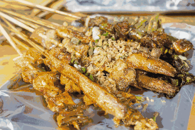 成都小吃美食街排行榜（成都吃货绝不能错过的）(1)