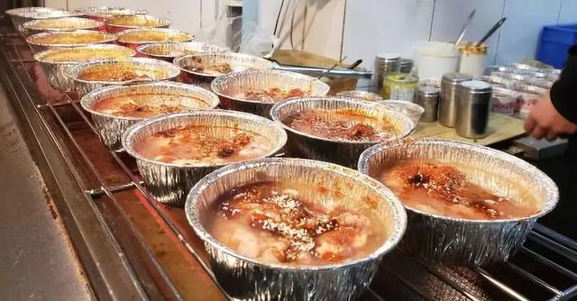 成都小吃美食街排行榜（成都吃货绝不能错过的）(26)