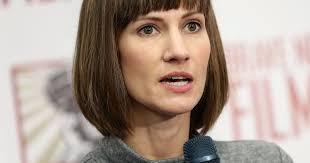 特朗普绯闻事件女主（美国知名女作家控诉特朗普性侵）(16)