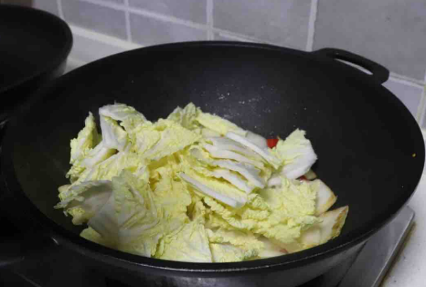 娃娃菜怎么切,粉丝娃娃菜的家常做法图7