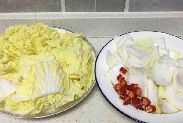 娃娃菜怎么切,粉丝娃娃菜的家常做法图3