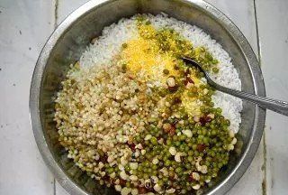 新手包粽子的简易方法,如何快速包粽子?图7