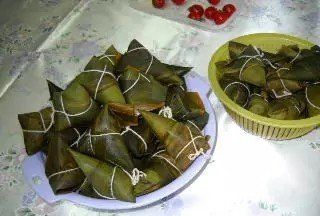 新手包粽子的简易方法,如何快速包粽子?图13