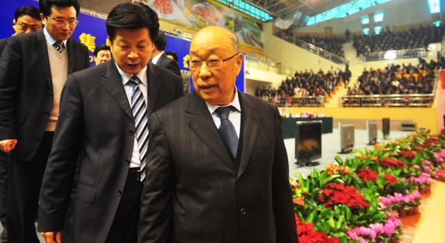 双汇老总万隆近况（太子爷被废双汇走到现在）(1)