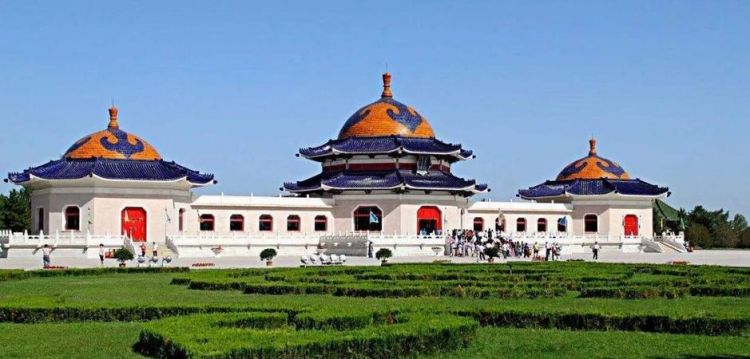 成吉思汗陵墓在哪里