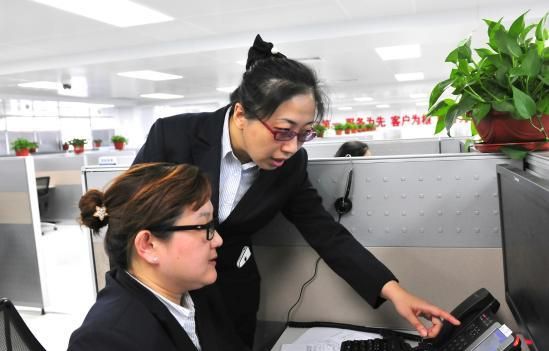 铁路12306客服怎么转人工