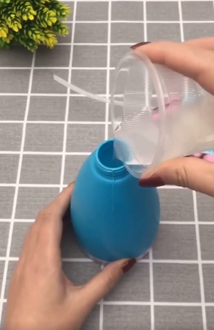 铁门上的双面胶怎么去除,门上的双面胶怎样可以快速清除 白酒图5