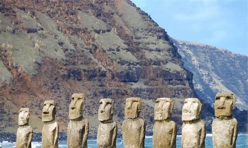 复活节岛最大雕像是谁