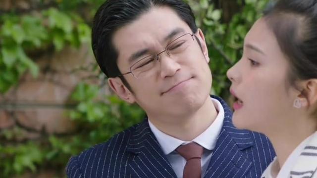 刘冠麟回应被吉吉国王笑死(刘冠麟和吉吉国王撞脸)