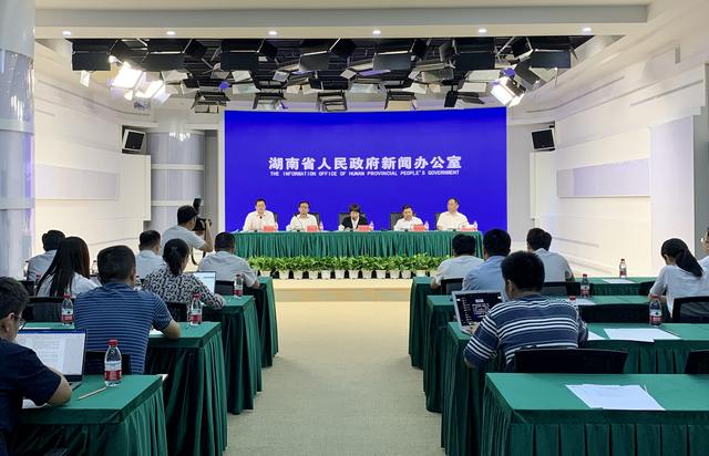 年技工贸总收入与年产值哪个大 2025年技工贸总收入破10万亿元(1)