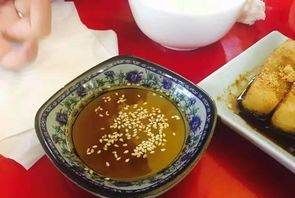 重庆油碟调法,火锅油碟蘸料怎么调好吃图18