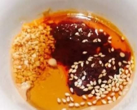 重庆油碟调法,火锅油碟蘸料怎么调好吃图16