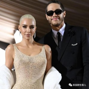 ​跟卡戴珊分手后，皮特又双叒与性感女神曝出恋情！