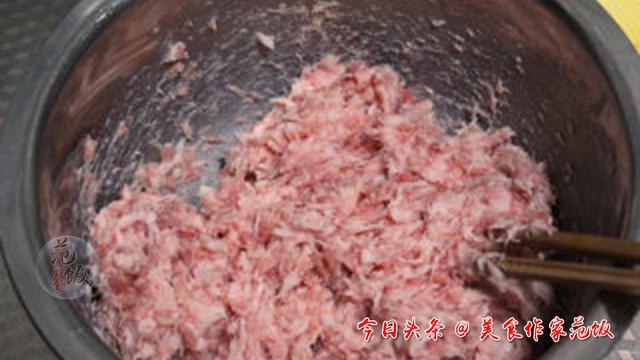 四喜丸子最简单的家常做法（教你四喜丸子的家常做法）(3)