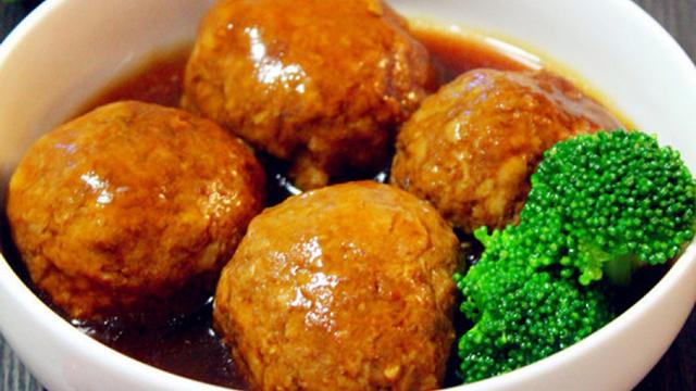 四喜丸子最简单的家常做法（教你四喜丸子的家常做法）(1)
