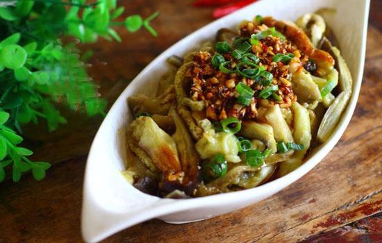 茄子凉拌好吃又简单（凉拌茄子教你这样做）(5)