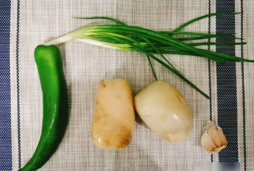 藕片怎么凉拌,怎么凉拌藕片比较好吃图2