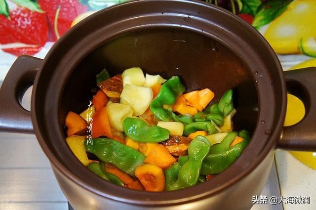 东北乱炖家常做法和配方（东北乱炖这样做太香了）(7)