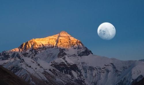 中国邮政发行的第一套宣纸邮票是，中国邮政发行的第一套生肖生宣纸邮票？图3