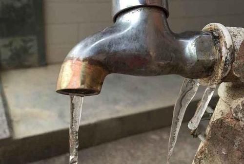 地暖分水器冻了怎么快速解冻