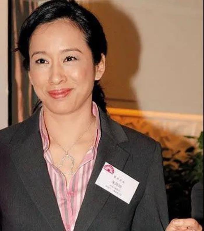 朱玲玲为什么命那么好 面相惊人贵不可言