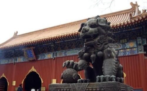 承德避暑山庄在哪里,是承德避暑山庄还是雍和宫,乾隆自己都不清楚出生在哪里吗?图2