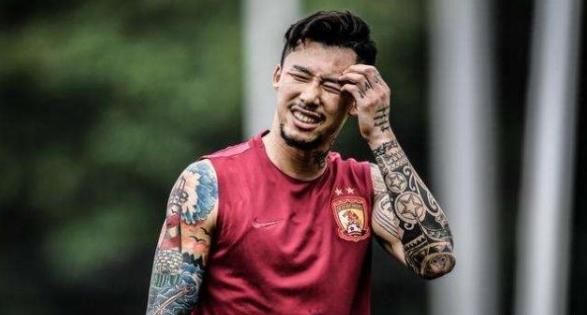 乌龙球什么意思：张琳芃的乌龙球让中国足球进入新时期图13