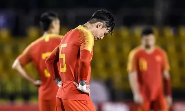 乌龙球什么意思：张琳芃的乌龙球让中国足球进入新时期图3