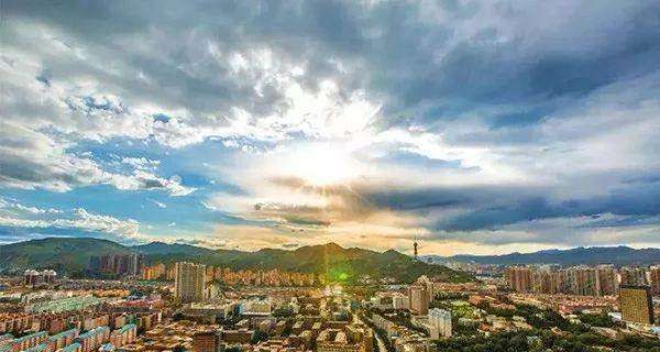 中国海拔最高的县,中国海拔最高的湖是什么湖图6