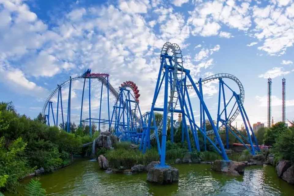 北京欢乐谷门票多少钱一张(北京欢乐谷门票包括成人票、儿童票、长者票、青少年票)