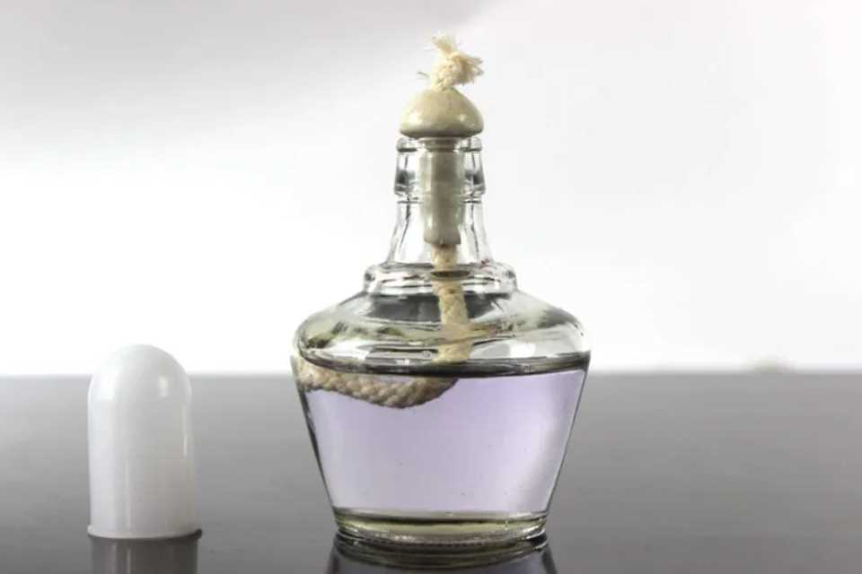 酒精灯火焰温度最高的是多少(酒精灯火焰温度最高可超过1000)