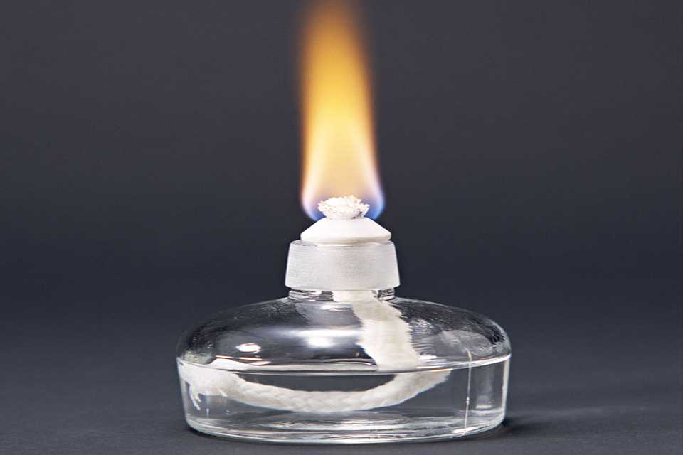 酒精灯火焰温度最高的是多少(酒精灯火焰温度最高可超过1000)