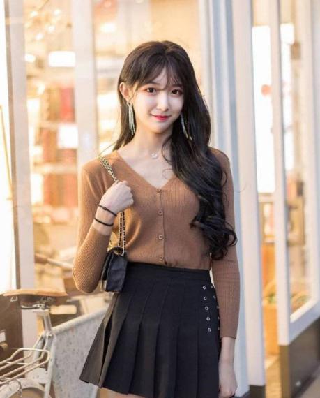 网红abbily本来就是女生（被吐槽分不清楚性别）(5)