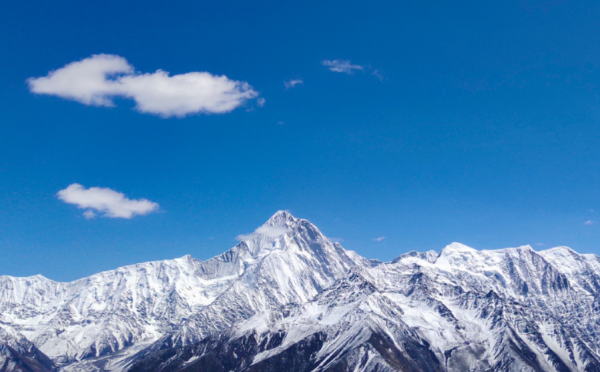 四川的贡嘎山在哪里,贡嘎雪山海拔多少米高图3