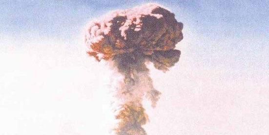 第一颗原子弹叫什么,中国第一颗原子弹叫什么名字