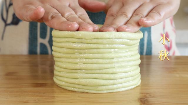 蒸春饼怎么做好吃又简单（春饼试试这样做）(10)